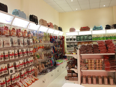 1455763029276418.jpg 样板店货架-6.jpg